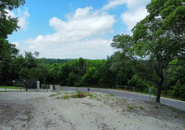 Photo 3 of Land for sale at 4534 County Road 340, Mc Kinney, TX 75071 | MLS# 21295735 | Listing updated on 2026-10-03