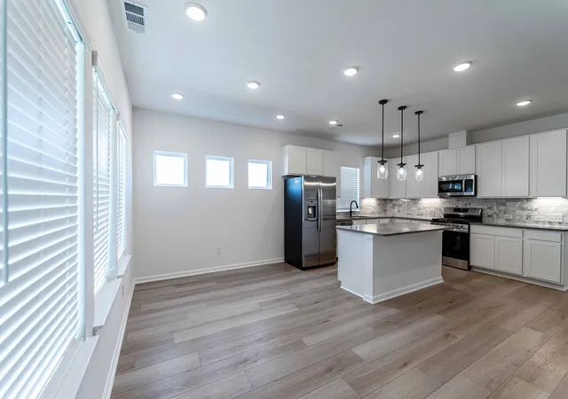Photo 3 of Single family home for sale at 1816 Morning Mist Wy, Mesquite, TX 75181 | MLS# 21308964 | Listing updated on 2026-08-31