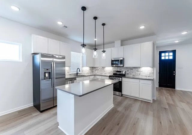 Photo 4 of Single family home for sale at 1816 Morning Mist Wy, Mesquite, TX 75181 | MLS# 21308964 | Listing updated on 2026-08-31