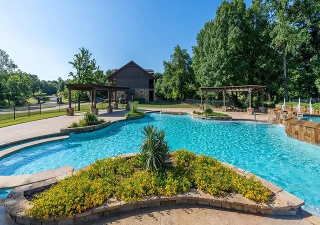 Photo 3 of Single family home for sale at 15 Dublin Cir, Gordonville, TX 76245 | MLS# 21308985 | Listing updated on 2026-08-22