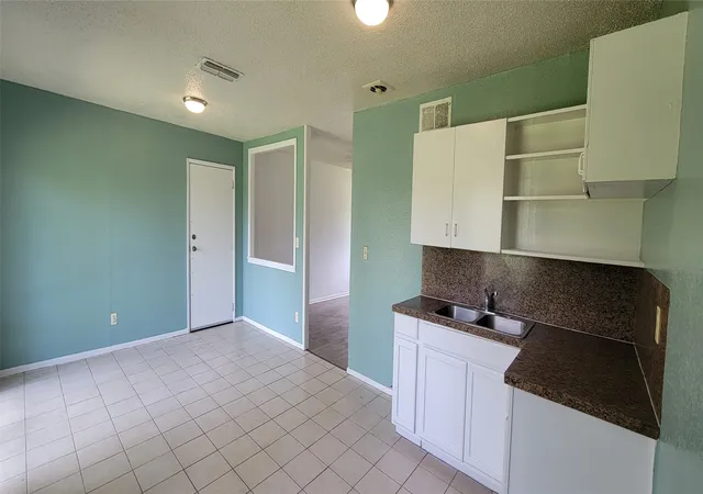 3rd image of 5306 Prentiss St, Shreveport, LA 71108 | MLS# 21308391