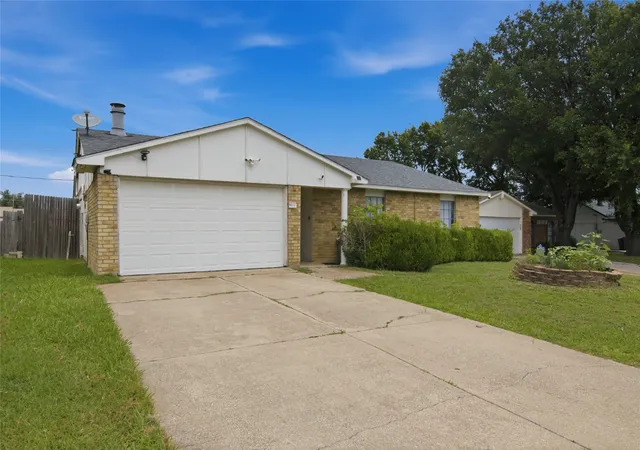 1st image of 6941 Glendale Dr, North Richland Hills, TX 76182 | MLS# 21308753