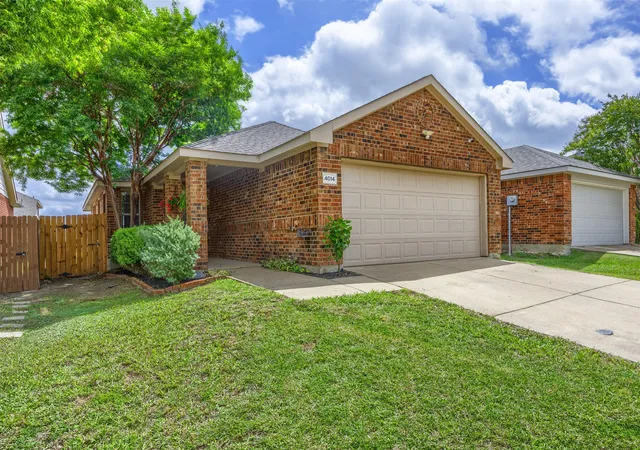 Homes for sale in Heartland, TX | 4014 Ridgetop Dr, Heartland, TX 75126 | MLS# 21308491
