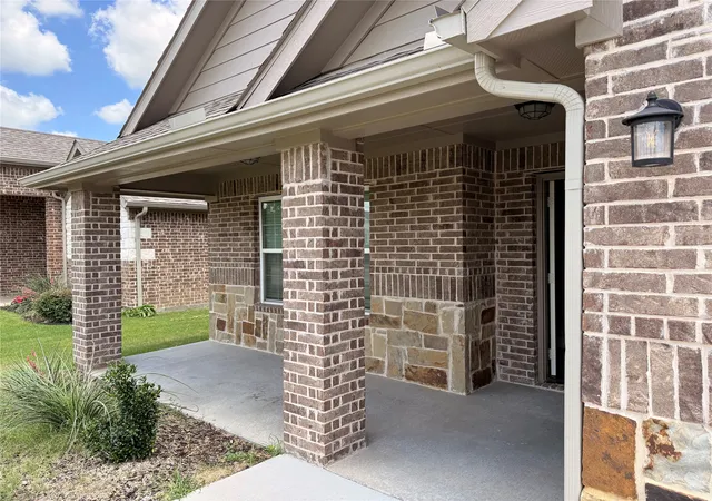Photo 3 of Single family home for sale at 704 Hardaway Dr, Greenville, TX 75402 | MLS# 21281190 | Listing updated on 2026-09-06