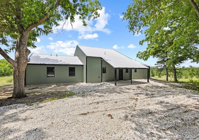 Homes for sale in Honey Grove, TX | 516 County Road 27450, Honey Grove, TX 75446 | MLS# 21302269