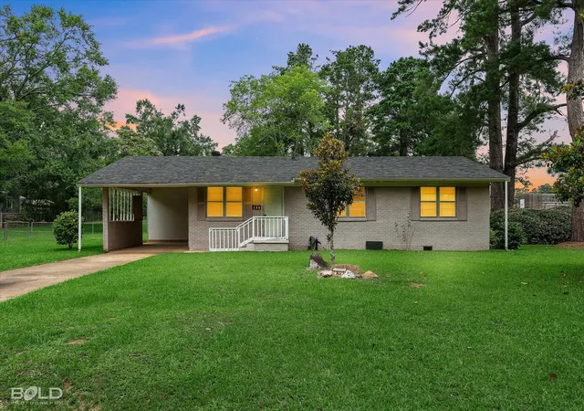 Photo 1 of Sale Pending at 123 Hope St, Mansfield, LA 71052 | MLS# 21300352 | Listing updated on 2026-07-06