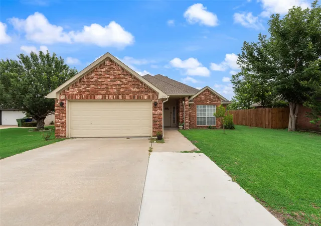 Homes for sale in Seagoville, TX | 1016 Woodside Ln, Seagoville, TX 75159 | MLS# 21308631