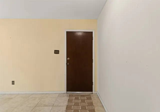 Photo 4 of Single family home for sale at 1324 Melrose Dr, Waco, TX 76710 | MLS# 21309213 | Listing updated on 2026-08-08