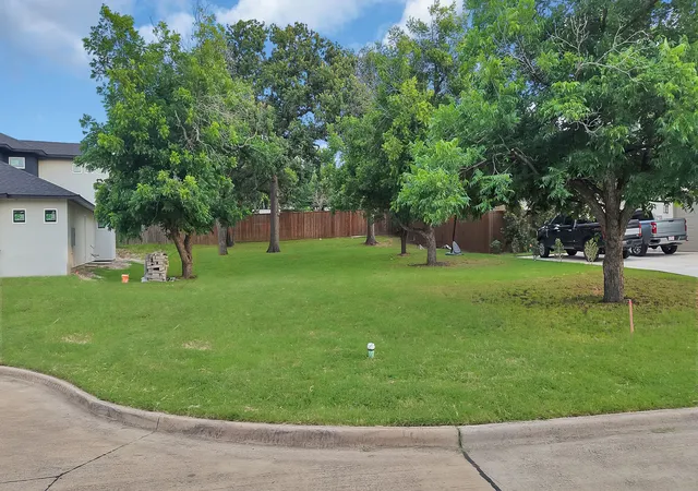 Photo 2 of Land for sale at 209 Familia Ct, Azle, TX 76020 | MLS# 21309299 | Listing updated on 2026-08-14