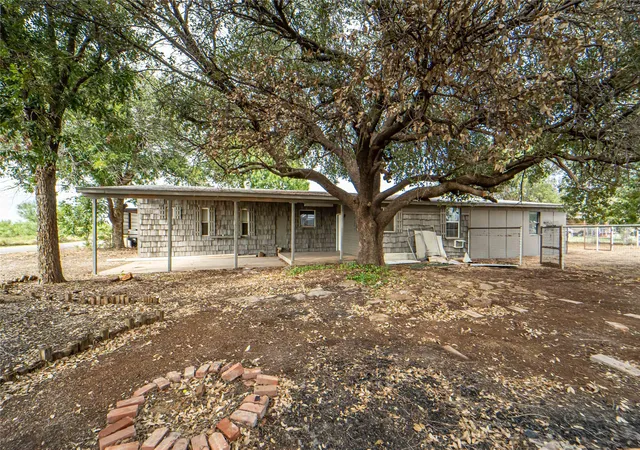 Homes for sale in Breckenridge, TX | 122 County Road 306, Breckenridge, TX 76424 | MLS# 21309328