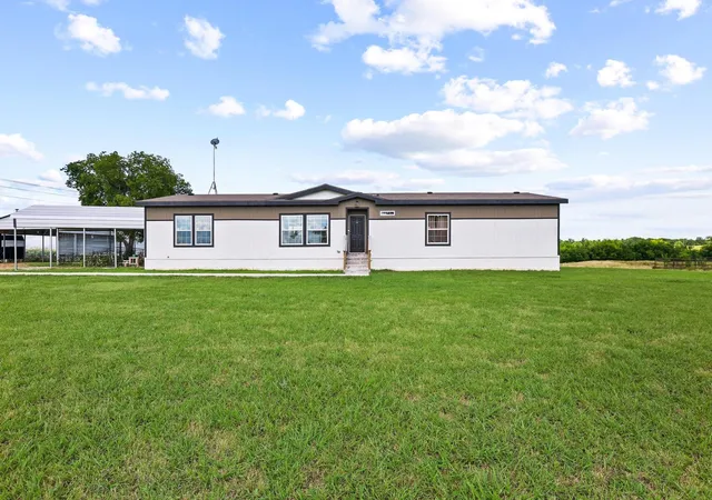 Photo 2 of Manufactured home for sale at 10950 County Road 632, Blue Ridge, TX 75424 | MLS# 21257461 | Listing updated on 2026-08-17