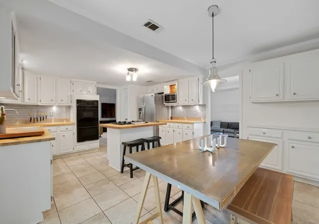 Photo 3 of Single family home for sale at 3004 Foxboro Dr, Richardson, TX 75082 | MLS# 21268339 | Listing updated on 2026-07-09