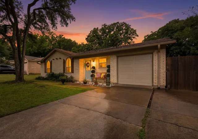 Homes for sale in North Richland Hills, TX | 7121 Crabtree Ln, North Richland Hills, TX 76182 | MLS# 21306435