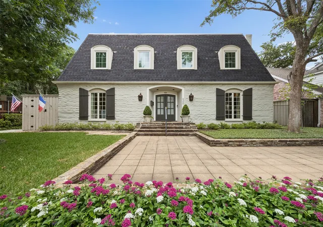 Homes for sale in University Park, TX | 6300 Douglas Ave, University Park, TX 75205 | MLS# 21309313