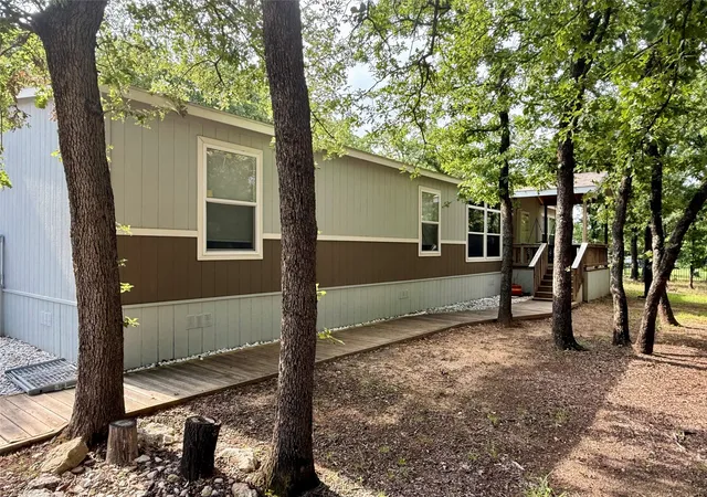 Photo 2 of Manufactured home for sale at 145 Adalida Ln, Springtown, TX 76082 | MLS# 21309523 | Listing updated on 2026-08-22