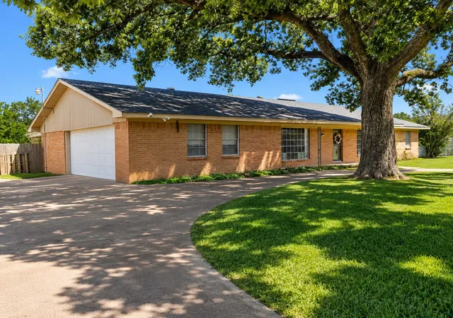 Homes for sale in Terrell, TX | 1081 Wright St, Terrell, TX 75160 | MLS# 21309532