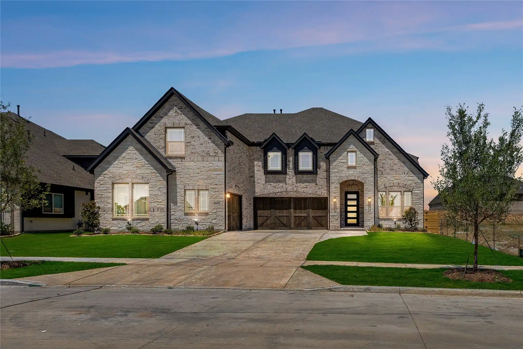 Photo 2 of Single family home for sale at 4212 Pallid St, Mc Kinney, TX 75071 | MLS# 21309612 | Listing updated on 2026-10-28