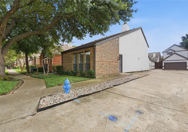 Homes for sale in Addison, TX | 17118 Planters Row, Addison, TX 75001 | MLS# 21309082
