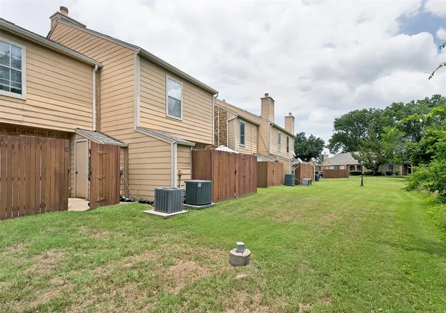 2nd image of 2400 Jupiter Rd, Plano, TX 75074