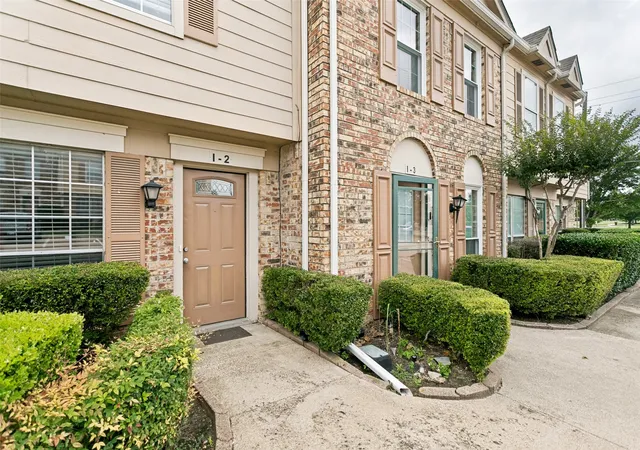 2nd image of 2400 Jupiter Rd #I 2, Plano, TX 75074 | MLS# 21288005