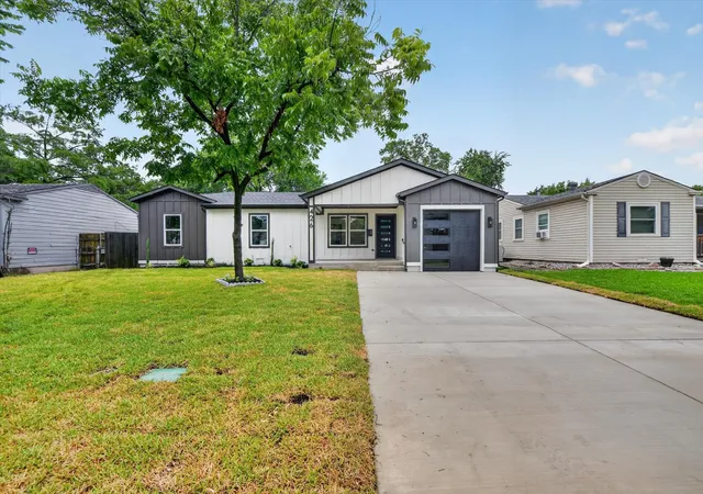 Photo 3 of Single family home for sale at 426 Goodyear St, Irving, TX 75062 | MLS# 21304980 | Listing updated on 2026-08-22
