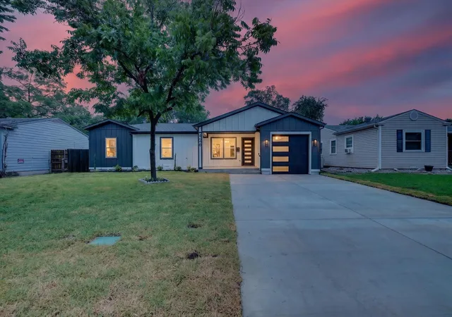 Photo 4 of Single family home for sale at 426 Goodyear St, Irving, TX 75062 | MLS# 21304980 | Listing updated on 2026-08-22