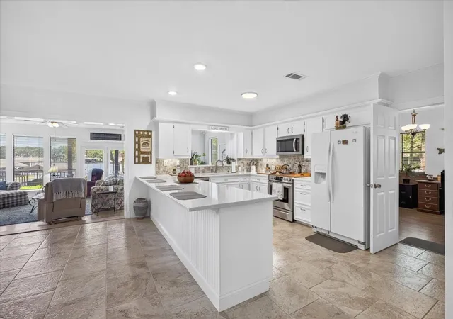 Photo 4 of Single family home for sale at 120 Turners Cir, Mabank, TX 75156 | MLS# 21306804 | Listing updated on 2026-08-31