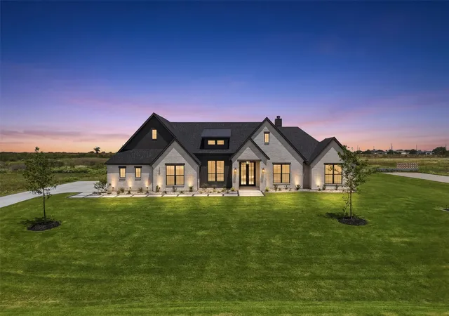 Photo 1 of Single family home for sale at 130 Adilynn Trl, Maypearl, TX 76084 | MLS# 21309248 | Listing updated on 2026-08-29