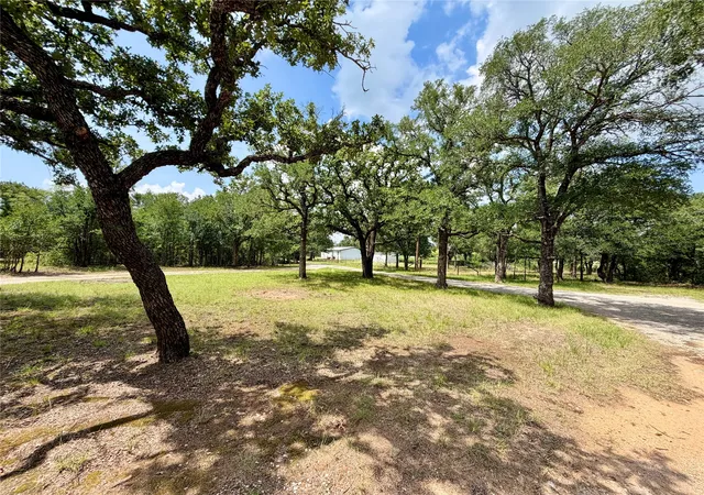 Photo 4 of Single family home for sale at 1810 Hwy 570, Eastland, TX 76448 | MLS# 21309390 | Listing updated on 2026-07-07
