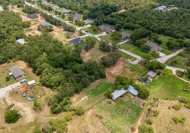 Homes for sale in Paradise, TX | 709 County Road 3355, Paradise, TX 76073 | MLS# 21308707