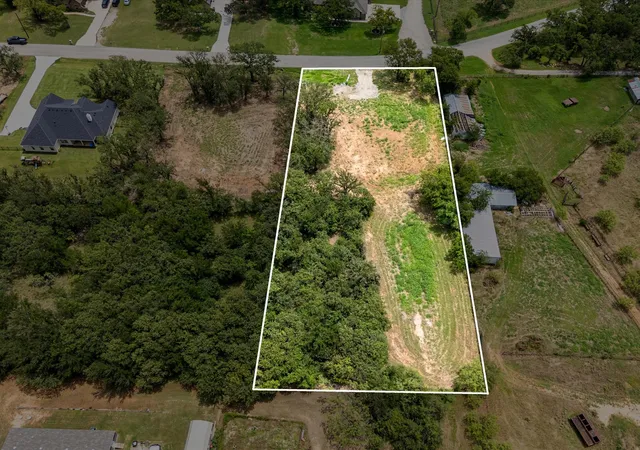 Homes for sale in Paradise, TX | 709 County Road 3355, Paradise, TX 76073 | MLS# 21308707