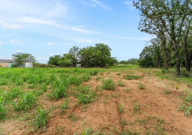 Homes for sale in Paradise, TX | 709 County Road 3355, Paradise, TX 76073 | MLS# 21308707