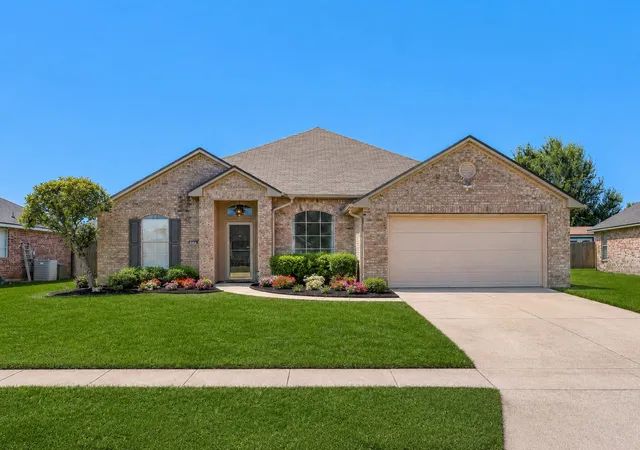Photo 1 of Single family home for sale at 433 Hancock Dr, Bossier City, LA 71112 | MLS# 21309738 | Listing updated on 2026-08-29