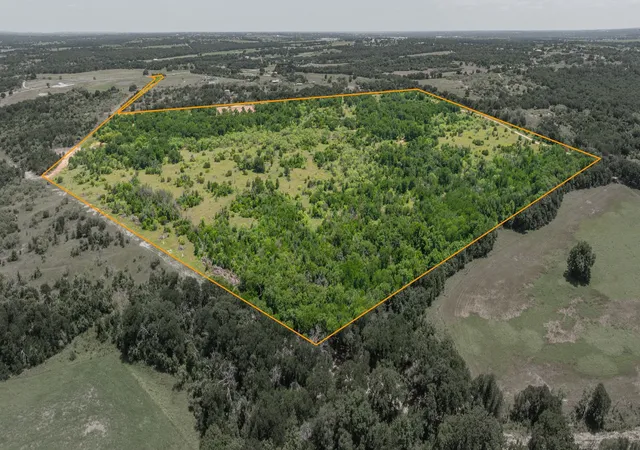 Photo 2 of Land for sale at Tbd Tr 4 Us Hwy 281, Stephenville, TX 76401 | MLS# 21309639 | Listing updated on 2026-09-30