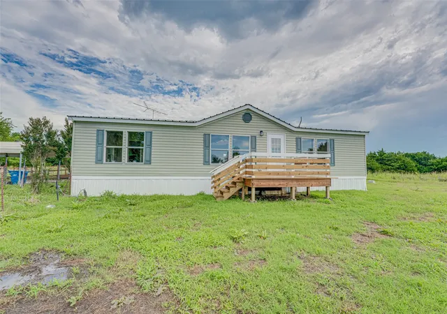 Photo 3 of Sale Pending at 3725 County Road 1102, Celeste, TX 75423 | MLS# 21309861 | Listing updated on 2026-07-12