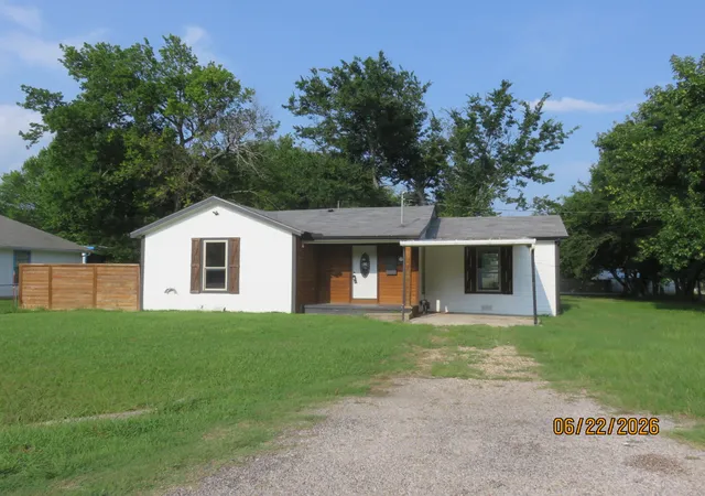 Photo 16 of Single family home for sale at 705 S Patterson St, Campbell, TX 75422 | MLS# 21309908 | Listing updated on 2026-09-29