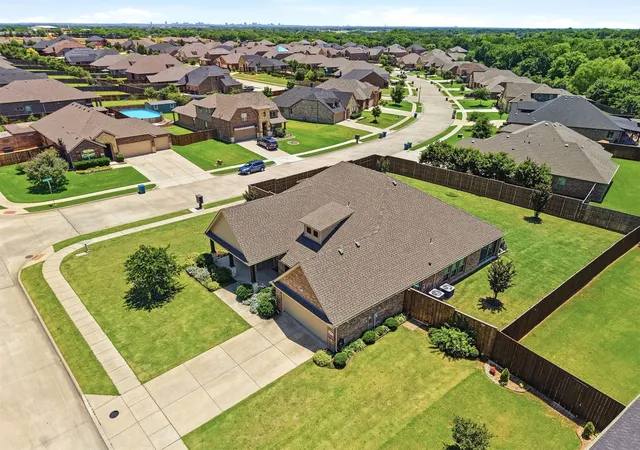 Homes for sale in Oak Point, TX | 520 Winnetka Dr, Oak Point, TX 75068 | MLS# 21309914