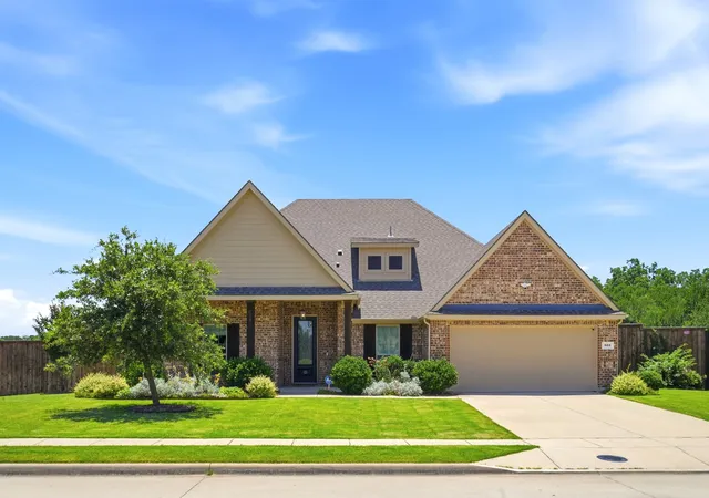 Homes for sale in Oak Point, TX | 520 Winnetka Dr, Oak Point, TX 75068 | MLS# 21309914