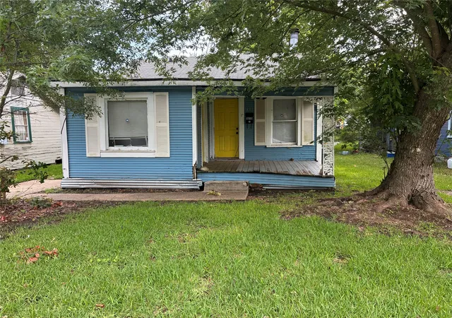 Photo 1 of Single family home for sale at 1435 Natalie St, Shreveport, LA 71108 | MLS# 21309943 | Listing updated on 2026-07-09