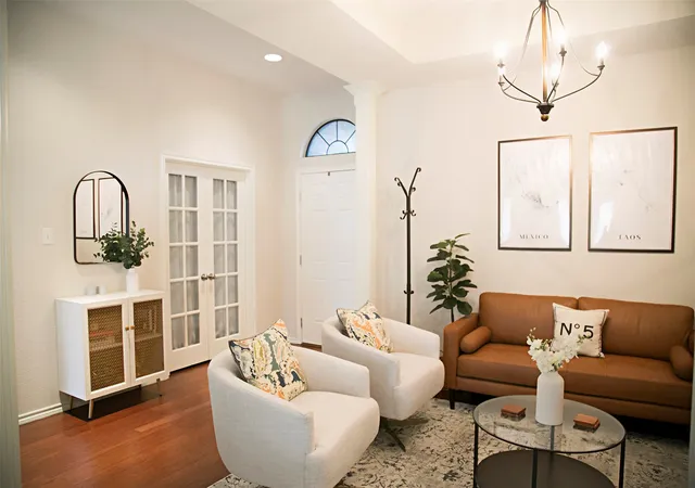 Photo 3 of Single family home for sale at 7416 Rolling Hills Dr, Benbrook, TX 76126 | MLS# 21309978 | Listing updated on 2026-08-29