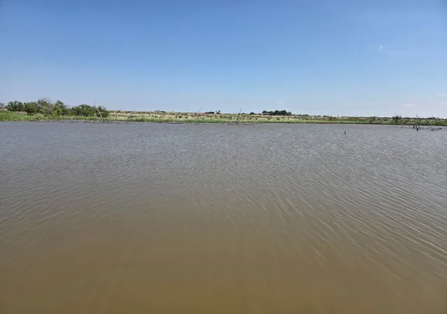 Photo 1 of Sale Pending at 613 B N Access Rd, Tye, TX | MLS# 21310027 | Listing updated on 2026-08-12