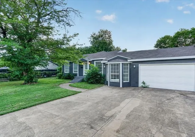 Homes for sale in Dallas, TX | 6633 Emhouse St, Dallas, TX 75232 | MLS# 21309728
