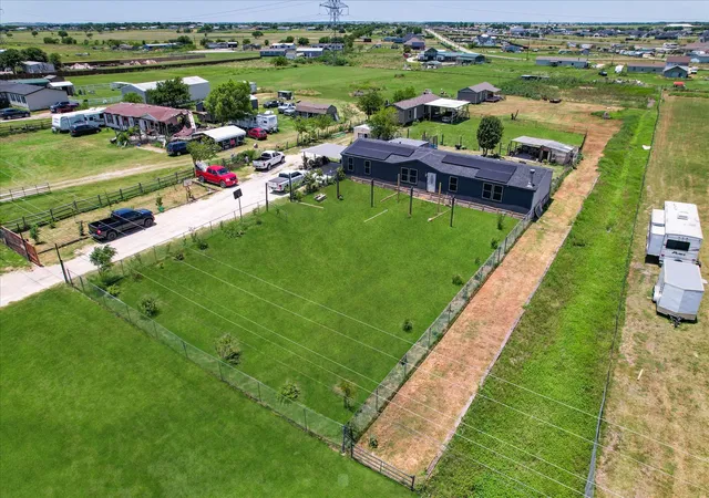 Photo 3 of Manufactured home for sale at 5909 Black Springs Ln, Joshua, TX 76058 | MLS# 21309479 | Listing updated on 2026-08-22