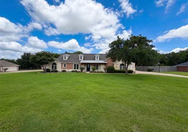 Photo 1 of Sale Pending at 1908 Fairway Ln, Royse City, TX 75189 | MLS# 21310047 | Listing updated on 2026-09-04