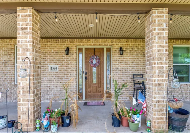 Homes for sale in Sumner, TX | 1590 Farm Road 2352, Sumner, TX 75486 | MLS# 21309794