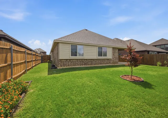 Homes for sale in Alvarado, TX | 515 Lakeview Dr, Alvarado, TX 76009 | MLS# 21304328