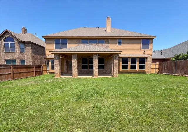 Photo 4 of Sale Pending at 8613 Sunwood Ct, Fort Worth, TX 76123 | MLS# 21310225 | Listing updated on 2026-08-26