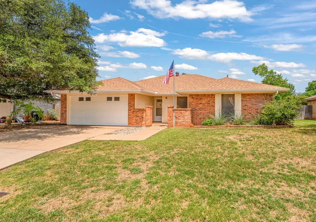 Homes for sale in Abilene, TX | 7641 John Carroll Dr, Abilene, TX 79606 | MLS# 21309832