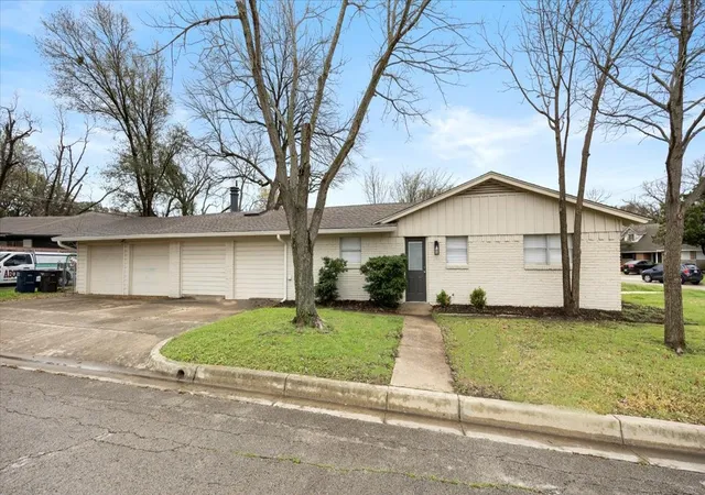 Photo 2 of Single family home for sale at 5229 Rutland Ave, Fort Worth, TX 76133 | MLS# 21309066 | Listing updated on 2026-08-24