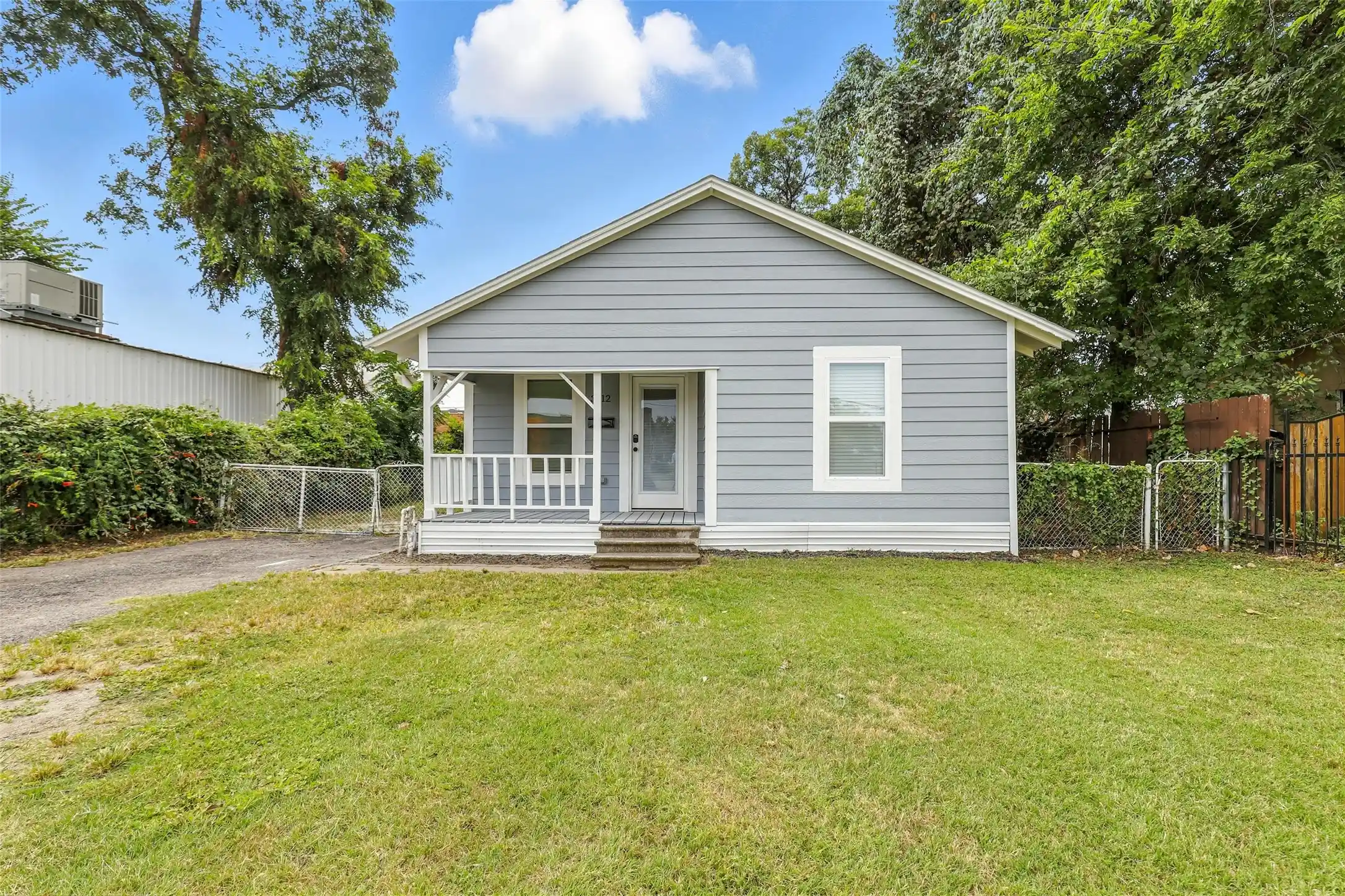 Photo 1 of Sale Pending at 3212 Galvez Ave, Fort Worth, TX 76111 | MLS# 21310464 | Listing updated on 2026-07-01